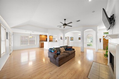 8818 Gas Light Village Dr, Houston, TX 77095 - photo 5