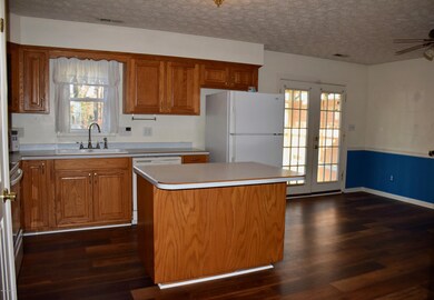912 Stately Pines Rd_Kitchen_1
