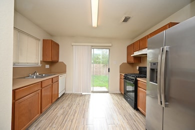 12518 Sterlingstone Dr, Houston, TX 77066 - photo 3