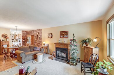 405 Eastown Dr, Wapakoneta, OH 45895 - photo 6