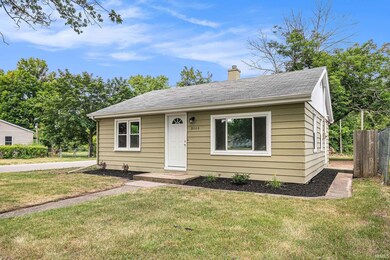 2000 Stevens Ave, Elkhart, IN 46516 - photo 4