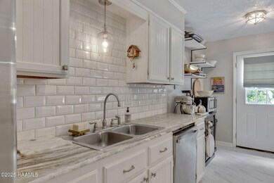 9-web-or-mls-210C Long Plantation Blvd-9