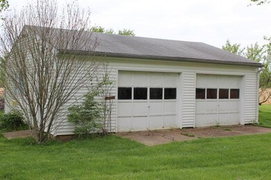 8244 State Route 56 E, Circleville, OH 43113 - photo 3