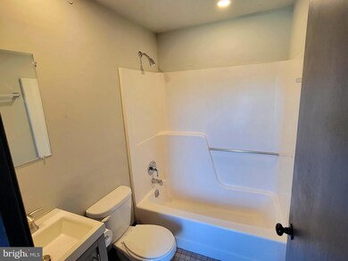 170 South St unit 303, Pottstown, PA 19464 - photo 4