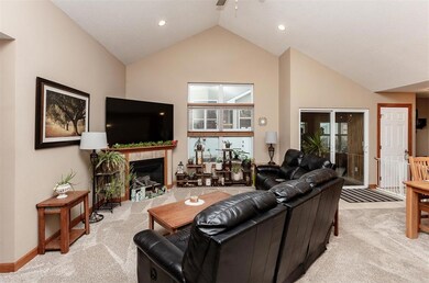 107 Centennial Dr, Huxley, IA 50124 - photo 4