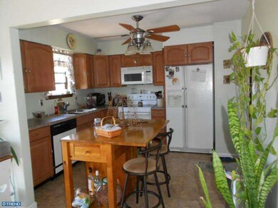 21 Drexel Dr, Pennsville, NJ 08070 - photo 5