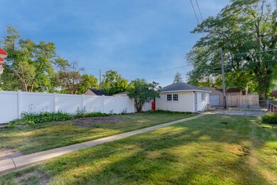 704 Suffolk Ave, Westchester, IL 60154 - photo 3