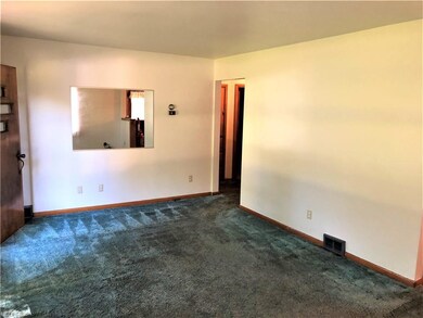 Another view of the 19 x 12 living-room.