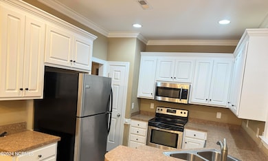 348 Lafollette Dr, Winterville, NC 28590 - photo 4