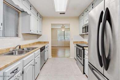 3828 Freel Rd, Jacksonville, FL 32210 - photo 6