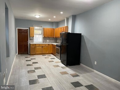 637 Vine St, Camden, NJ 08102 - photo 6