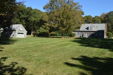 14 Galway Rd, Vineyard Haven, MA 02568 - photo 3