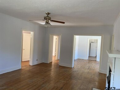 721 721 S Augusta, Tyler, TX 75701 - photo 6