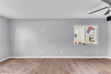 386 E 200th St unit 1/DN, Cleveland, OH 44119 - photo 3