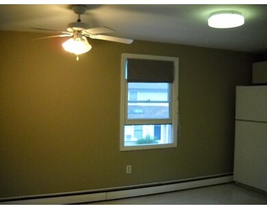 9 Goldenrod Ct unit 9, South Grafton, MA 01560 - photo 6