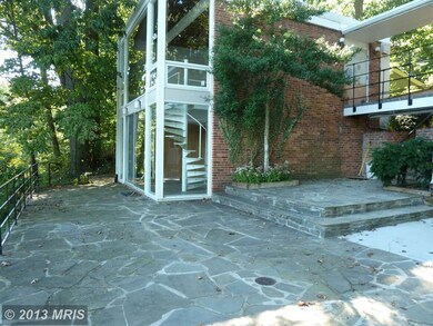 3535 Half Moon Cir, Falls Church, VA 22044 - photo 4