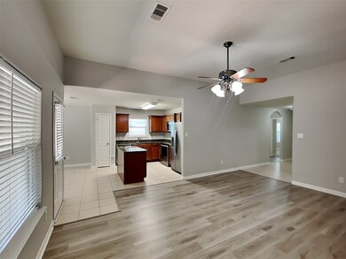 12234 Estelle Ln, Pinehurst, TX 77362 - photo 4