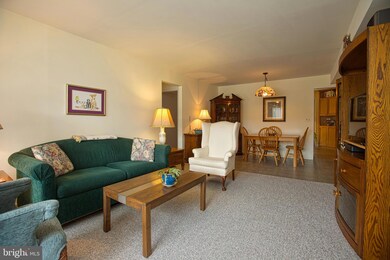 301 Cynthia Ct unit 2, Princeton, NJ 08540 - photo 3