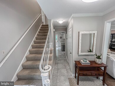 7048 Arbor Ln, McLean, VA 22101 - photo 2