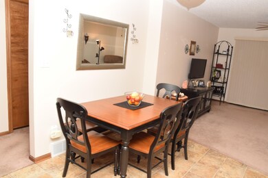 7367 Pine Grove 022
