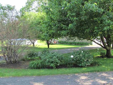 570 Albany Shaker Rd, Albany, NY 12211 - photo 4