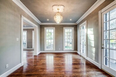 1629 Columbia St, Houston, TX 77008 - photo 5