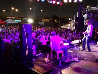 Blocks away from St. Arnold Brewing Company and cl