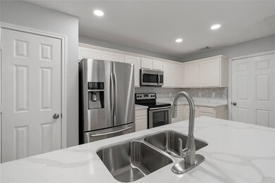 38 N Walden Elms Cir, Spring, TX 77382 - photo 7