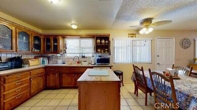unlisted-address, Victorville, CA 92395 - photo 6