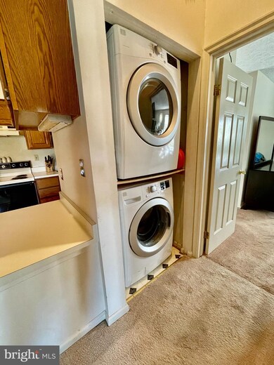 12209 Eagles Nest Ct unit K, Germantown, MD 20874 - photo 7