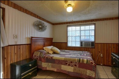 208 Foster Dr, El Paso, TX 79907 - photo 5