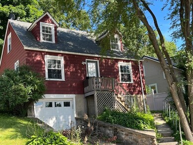 32 Indian Lake Pkwy, Worcester, MA 01605 - photo 3