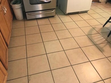 19251 Avenue 144, Porterville, CA 93257 - photo 7