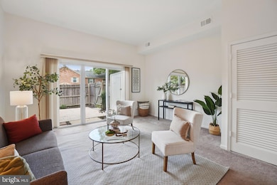 8336 Forrester Blvd unit 448, Springfield, VA 22152 - photo 4