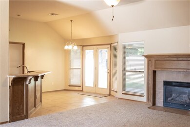 Dining Room and breakfast bar
