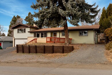 6723ShastaWay-4