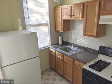 1632 N Calvert St unit 2, Baltimore, MD 21202 - photo 6