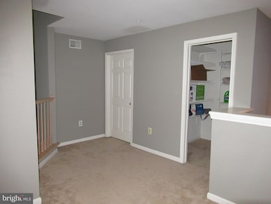 2201 Falls Gable Ln unit A, Baltimore, MD 21209 - photo 6