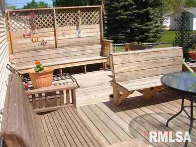 128 Portland Place, Lincoln, IL 62656 - photo 3