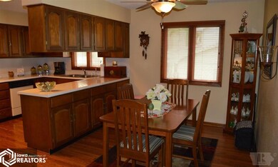 408 Johnson Dr, Shenandoah, IA 51601 - photo 5