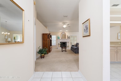 Entry/Foyer