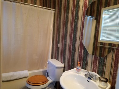 304 Wall St, Shelbyville, TN 37160 - photo 7