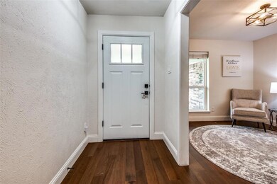 304 Norfolk Ct, Bedford, TX 76021 - photo 3