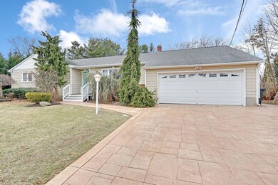 19 Pinewood Ave, West Long Branch, NJ 07764 - photo 4