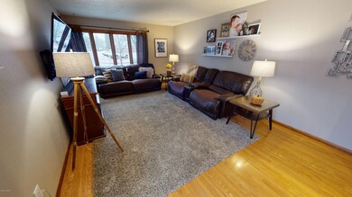 1610 S 18th St, Grand Forks, ND 58201 - photo 5