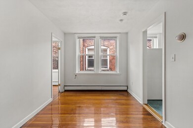 34 Charter St unit 5B, Boston, MA 02113 - photo 3
