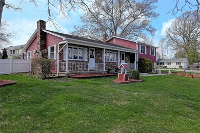 10 Valley Crest Dr, West Warwick, RI 02893 - photo 2