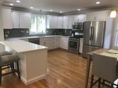 87 W Milton St, Hyde Park, MA 02136 - photo 3