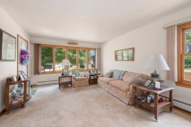 416 N Evergreen Ave, Elmhurst, IL 60126 - photo 3