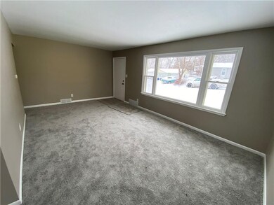 7614 SW 11th St, Des Moines, IA 50315 - photo 6